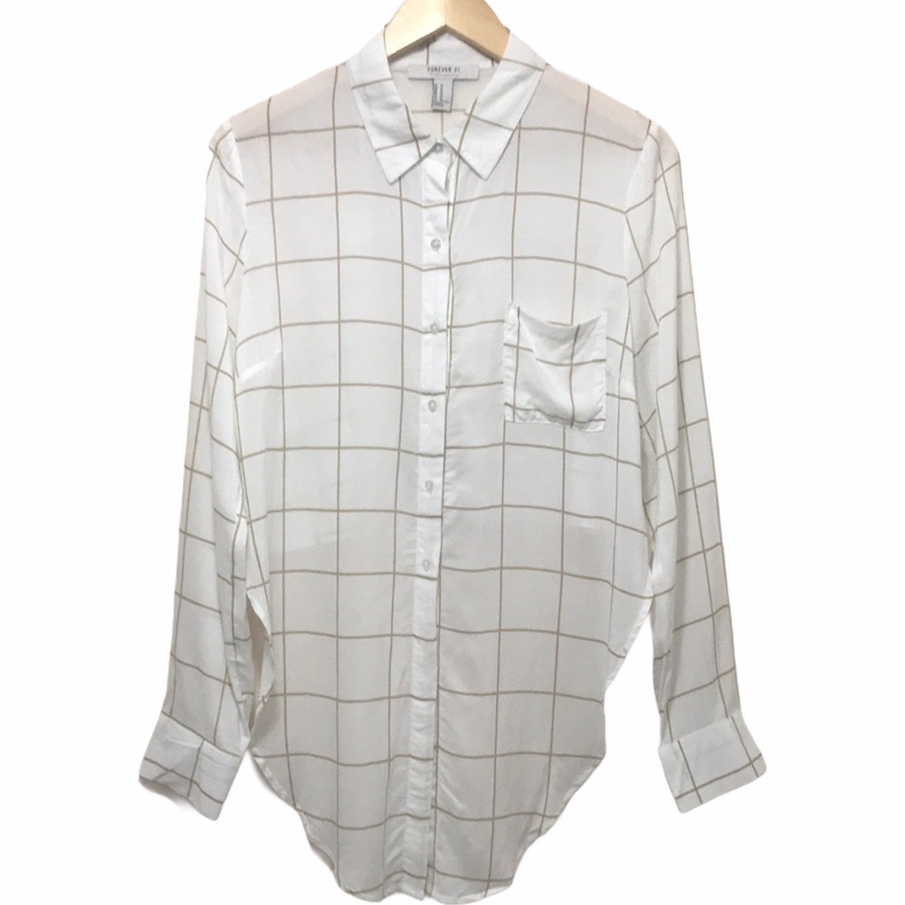 Forever 21 Cropped Striped Shirt. Size M